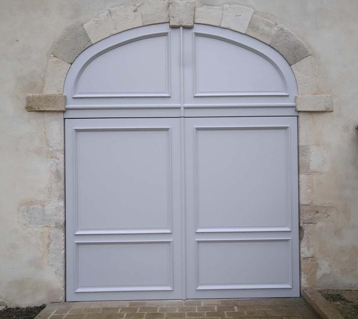 Mise en place de portes de garage à Bellenaves